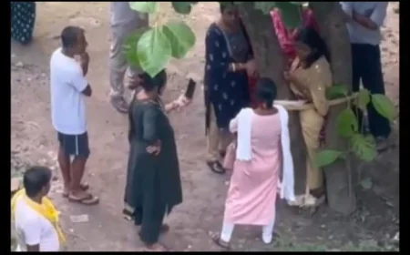 पेड़ से बांधकर महिला की पिटाई का VIDEO वायरल, पैसे के विवाद से जुड़ा बताया जा रहा मामला