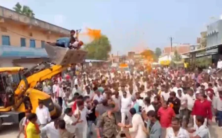 अपनी ही पार्टी के प्रत्याशी के खिलाफ अनंत सिंह का रोड शो, जन सुराज के अनुज सिंह के समर्थन में नवादा पहुंचे