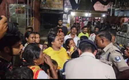 गया में प्रार्थना से लौट रहे विकास मित्र की गोली मारकर हत्या, पत्नी ने रघु पर लगाया आरोप; दो हिरासत में