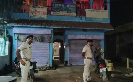 जमुई में दो प्रसूताओं की मौत के बाद निजी क्लीनिक पर छापेमारी, डॉक्टर की ड्यूटी और निजी प्रैक्टिस जांच के घेरे में