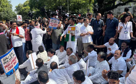 इंडिया गठबंधन का ‘ज्ञानेश भगाओ, लोकतंत्र बचाओ’ आंदोलन तेज, 7 अक्टूबर को 534 प्रखंड मुख्यालयों पर आक्रोश मार्च और पुतला दहन