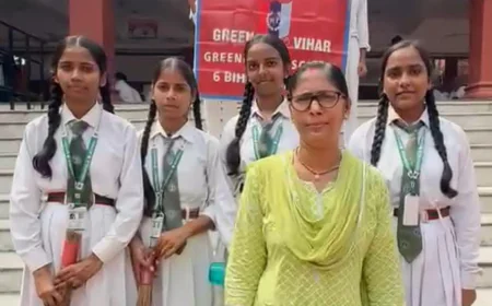 पितृपक्ष मेले में एनसीसी कैडेटों ने संभाली स्वच्छता की कमान