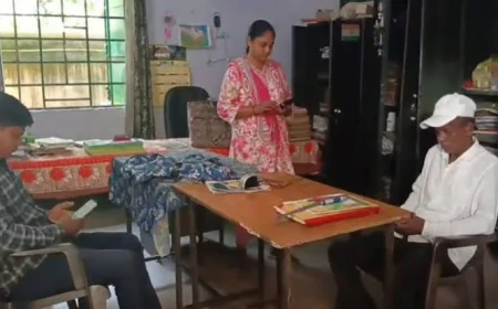 नीमडीह के स्कूल में चोरी, चावल-गैस सिलेंडर और बर्तन ले गए चोर; लैपटॉप-टैब छोड़ गए