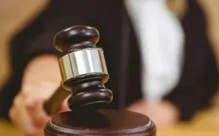 मुजफ्फरपुर में बेटे की हत्या के मामले में माता-पिता पर जमानतीय वारंट, गवाही के लिए 21 नवंबर तक पेश करने का आदेश