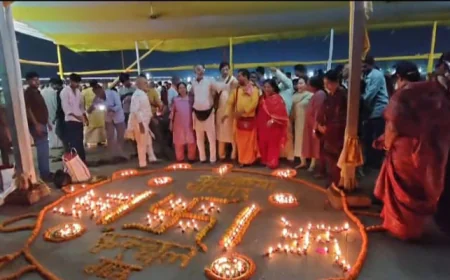 गयाजी में पितृ दीपावली का आयोजन, पितरों के निमित्त श्रद्धालुओं ने जलाए दीप