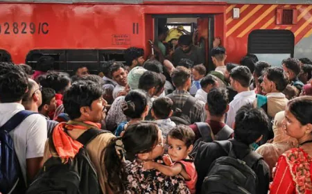 दिल्ली में CJP प्रदर्शन को लेकर सुरक्षा सख्त, कई ट्रेनें रद्द; यात्रियों की बढ़ी परेशानी