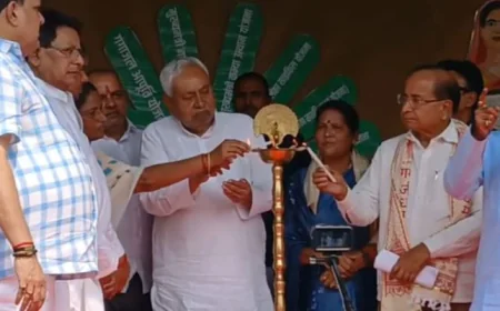 गया में ‘20 साल बेमिसाल’ प्रदर्शनी का नीतीश कुमार ने किया उद्घाटन, कम समय में कार्यक्रम खत्म कर लौटे पूर्व सीएम