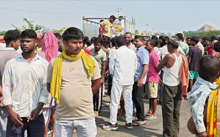 NH-82 वजीरगंज में सड़क दुर्घटना में बाइक सवार एक युवक का मौत, दूसरा गंभीर घायल, सड़क जाम से आवागमन बाधित