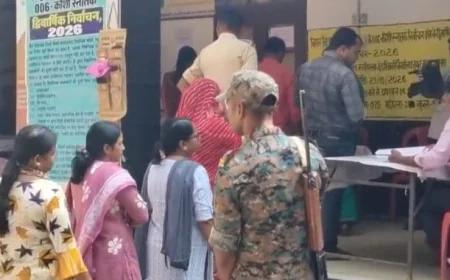 सहरसा में कोसी स्नातक चुनाव के लिए वोटिंग शुरू, महिला मतदाताओं की भागीदारी बनी आकर्षण का केंद्र