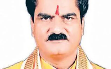 दरभंगा में सांसद गोपाल जी ठाकुर ने किया मतदान, एनडीए प्रत्याशियों की जीत का दावा; सुबह से बूथों पर लगी मतदाताओं की कतार