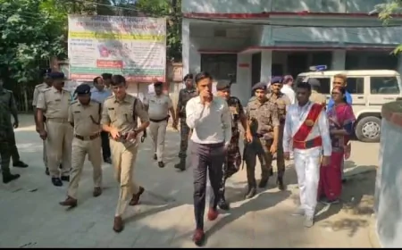सीवान में शांतिपूर्ण तरीके से जारी है MLC चुनाव का मतदान, DM और SP ने बूथों का किया निरीक्षण