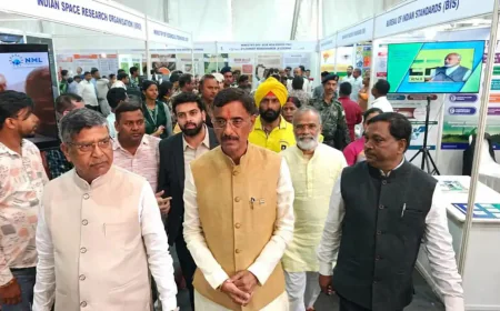 रांची क्लब में स्वर्णिम भारत एक्सपो 2026 की चित्र प्रदर्शनी संपन्न, सांसद प्रदीप वर्मा और शंभू शरण पटेल ने किया अवलोकन