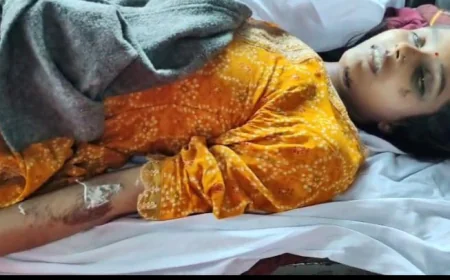 आदित्यपुर में नवविवाहिता की संदिग्ध मौत से हड़कंप, शव लेकर अपार्टमेंट पहुंचे मायके वाले; पति-सास और देवर पर हत्या का आरोप