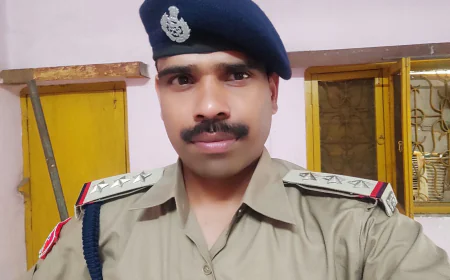 जहरखुरानी कांड के सफल उद्भेदन पर आरपीएफ प्रभारी बनारसी यादव सम्मानित