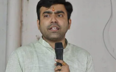 तिरहुत स्नातक चुनाव में हार के बाद अभिषेक झा का बड़ा दावा, 4700 वोट रद्द होने पर उठाए सवाल; NDA के भीतर चक्रव्यूह में फंसने की कही बात