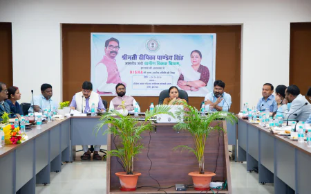 झारखंड में विकास योजनाओं की धीमी रफ्तार पर दीपिका पांडेय सिंह सख्त, अधिकारियों को समयबद्ध काम पूरा करने का निर्देश