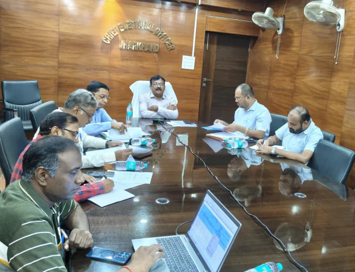 झारखंड SIR-2026: नोटिस की सुनवाई में अलग-अलग कारणों के लिए अलग दस्तावेज की जरूरत नहीं, 10 अक्टूबर को सभी बूथों पर मेगा हेल्पडेस्क