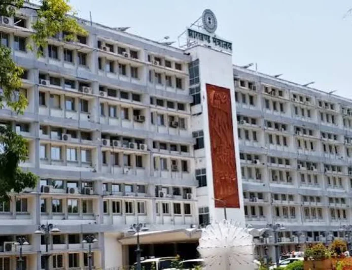 झारखंड की पंचायतों को 700 करोड़ रुपये का झटका, 15वें वित्त आयोग की राशि अटकी; अब 16वें आयोग से उम्मीद