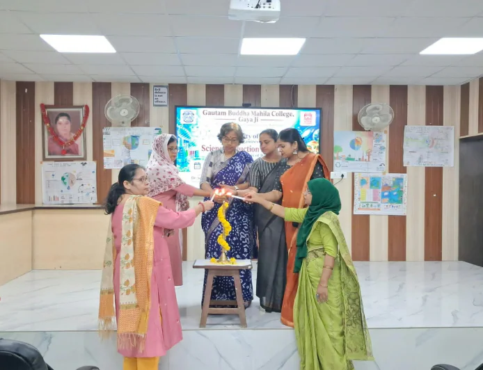 जीबीएम कॉलेज में विज्ञान संकाय द्वारा वन डे इंडक्शन प्रोग्राम का हुआ आयोजन, पोस्टर मेकिंग कम्पटीशन में अनामिका एवं तनु को मिला प्रथम स्थान