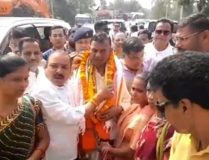 ओडिशा के नवनियुक्त राज्यपाल ब्रजमोहन राम ने मां उग्रतारा मंदिर में टेका माथा, राष्ट्र की सुख-समृद्धि की कामना की