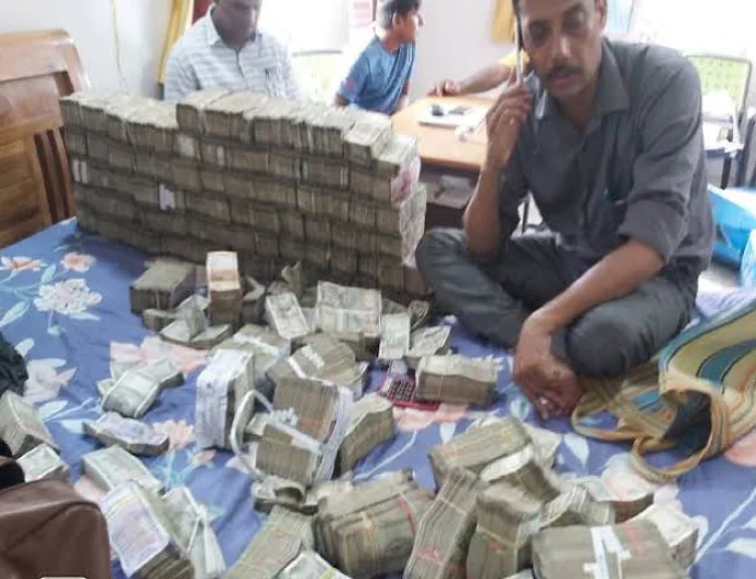 बिहार में ग्रामीण कार्य विभाग के सुपरिटेंडेंट इंजीनियर पर निगरानी की कार्रवाई, आय से अधिक संपत्ति मामले में पटना समेत चार ठिकानों पर छापेमारी