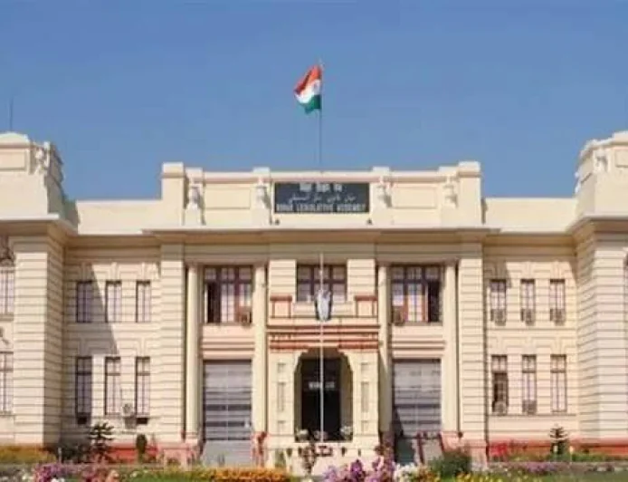 बिहार MLC चुनाव कल: आठ सीटों पर मतदान, 150 उम्मीदवारों की किस्मत दांव पर
