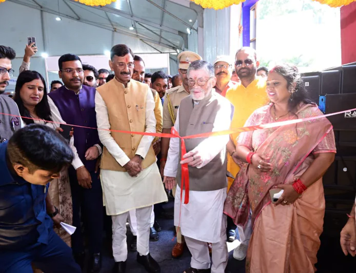 रांची में स्वर्णिम भारत एक्सपो 2026 का शुभारंभ, राज्यपाल संतोष गंगवार ने किया चित्र प्रदर्शनी का उद्घाटन