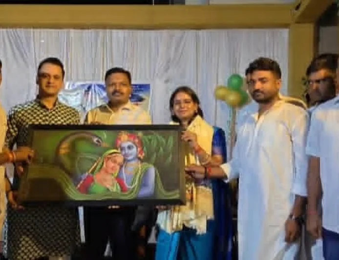 मधुबनी से पटना रेल ASP बनीं रश्मि, भावुक विदाई समारोह में अधिकारियों ने सराहे उनके कार्य