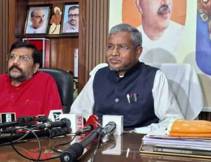 JPSC भर्ती घोटाले पर BJP-कांग्रेस आमने-सामने, CID की जांच पर सवाल और CBI जांच की मांग से बढ़ा सियासी विवाद