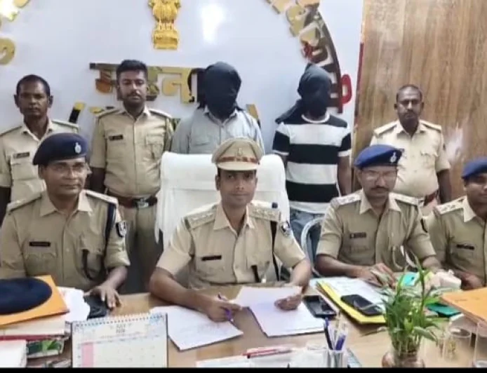वैशाली में नशे के कारोबार पर पुलिस का एक्शन तेज, ‘ऑपरेशन नीलकंठ’ के तहत महनार में रोज 10 रेड