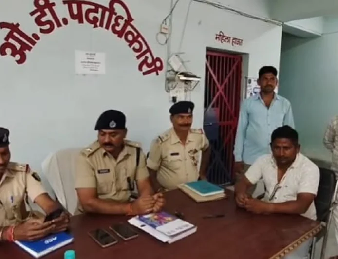 खाद माफिया के खिलाफ खबर चलाना पड़ा भारी! कटिहार में पत्रकार का अपहरण कर बेरहमी से पिटाई, 3 घंटे बाद पुलिस ने बचाया