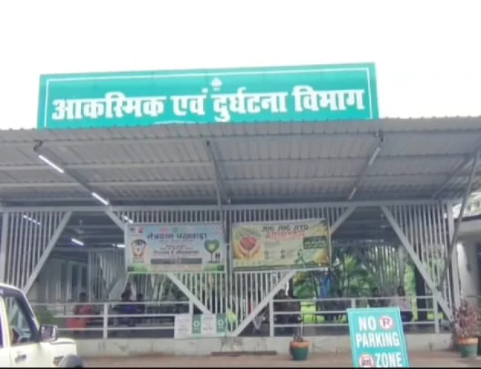 बोकारो में संपत्ति विवाद को लेकर खूनी संघर्ष, भाभी और भतीजे पर भुजाली से हमला; आरोपी गिरफ्तार