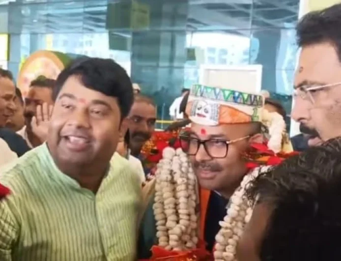 बिहार में चुनावी हार के बाद भाजपा में हलचल तेज, प्रभारी हरीश द्विवेदी आज पटना में करेंगे समीक्षा; CM सम्राट चौधरी के साथ भी बैठक