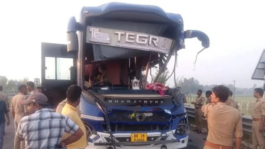 गोरखपुर लिंक एक्सप्रेसवे पर दिल्ली से दरभंगा जा रही बस ट्रेलर से भिड़ी, चार यात्रियों की मौत, तीन गंभीर घायल