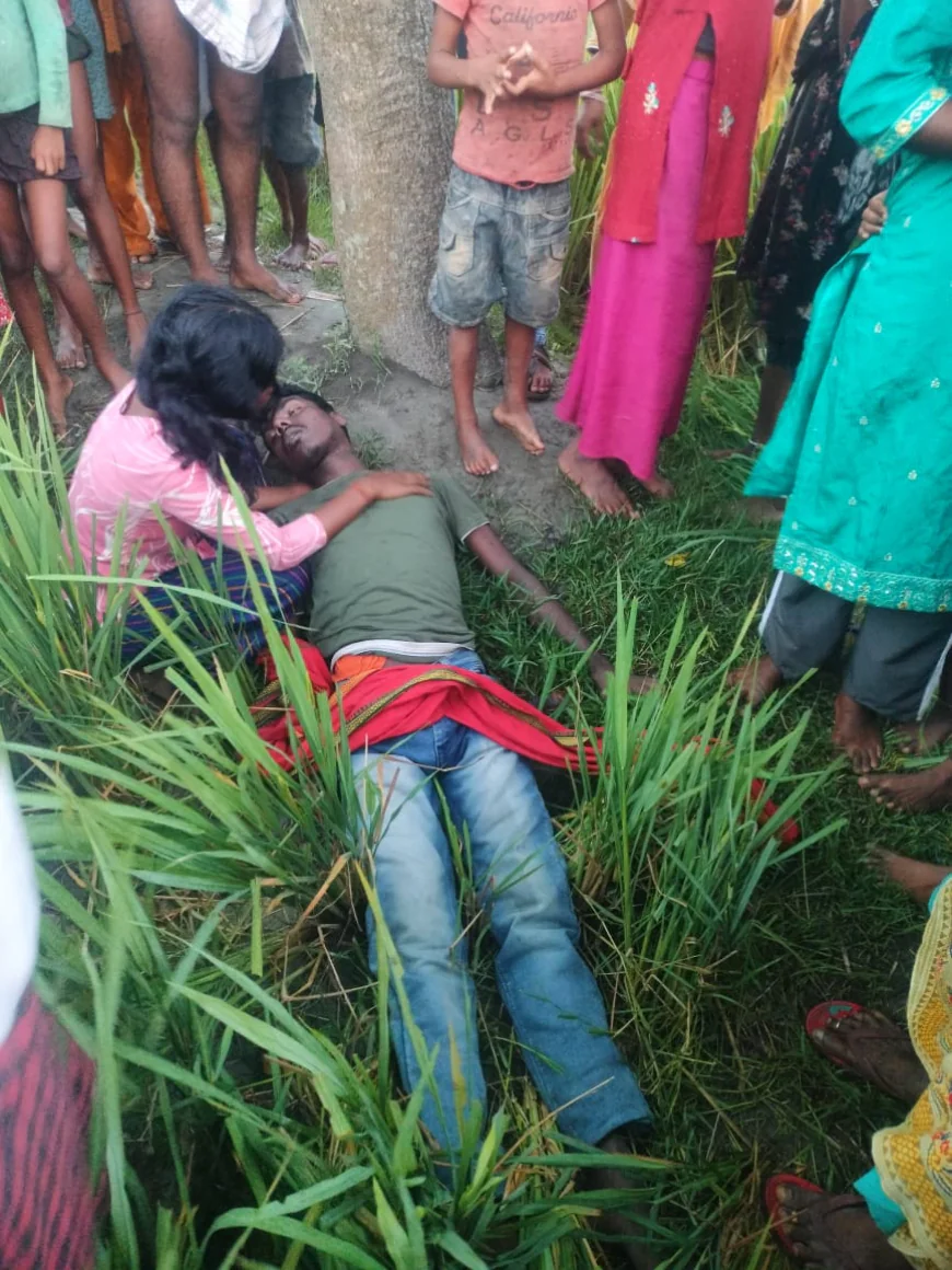 सुपौल में 19 वर्षीय युवक का शव पेड़ से लटका मिला, गले पर मिले जख्म के निशान; दो दिन पहले हुई थी मारपीट