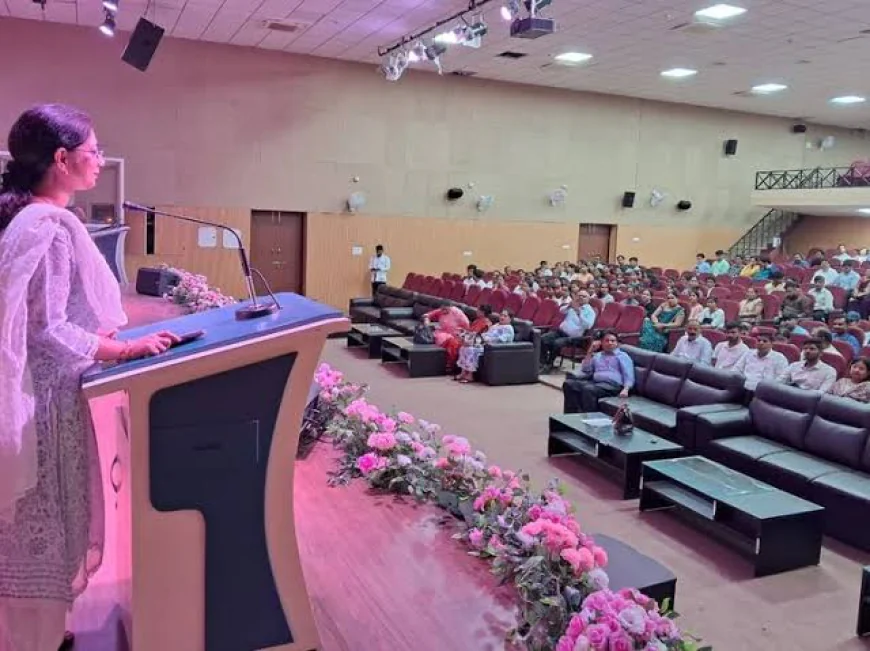 नालंदा मेडिकल कॉलेज में MBBS Foundation Course शुरू, नए छात्रों को अनुशासन और सम्मान का पाठ