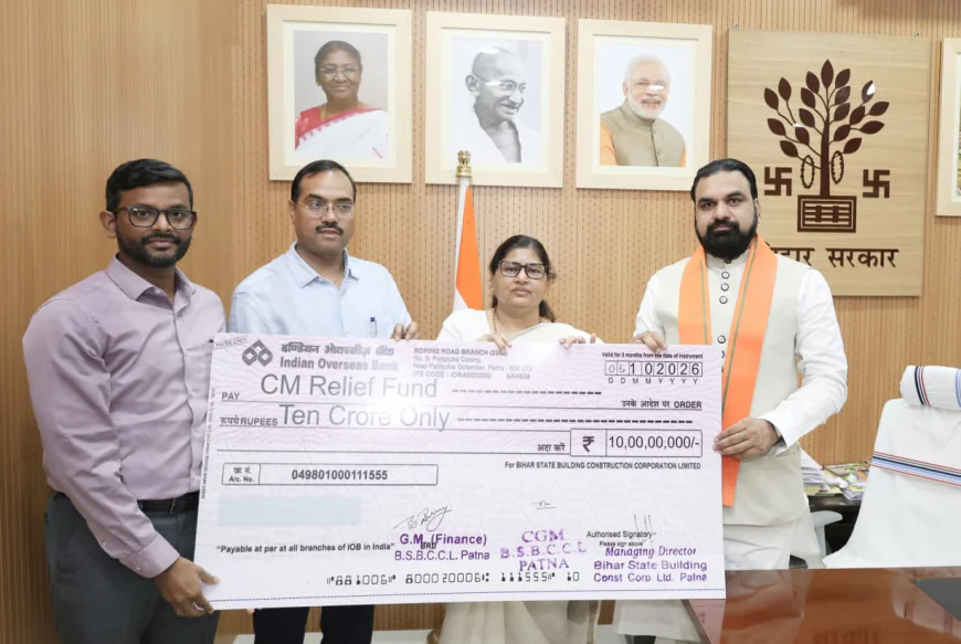 बिहार बाढ़ पीड़ितों की मदद को भवन निर्माण निगम ने बढ़ाया हाथ, मुख्यमंत्री राहत कोष में दिए 10 करोड़ रुपये