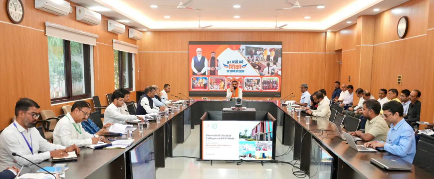 Bihar Holiday Calendar 2027: बिहार सरकार ने जारी किया छुट्टियों का कैलेंडर, कर्मचारियों को मिलेंगी 38 छुट्टियां