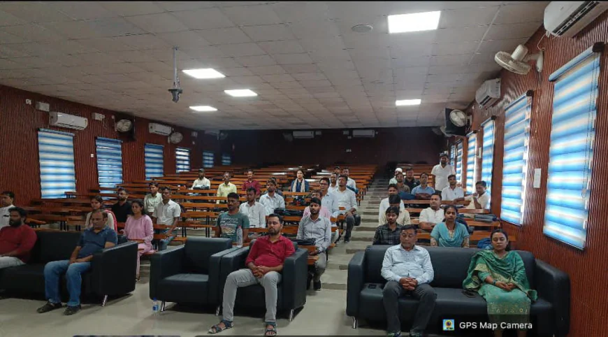 मगध विश्वविद्यालय में शोधार्थियों के लिए मेडिटेशन पर विशेष सत्र आयोजित, डॉ. हिमांशु कुमार सिंह ने बताए ध्यान के शारीरिक एवं मानसिक स्वास्थ्य पर सकारात्मक प्रभाव