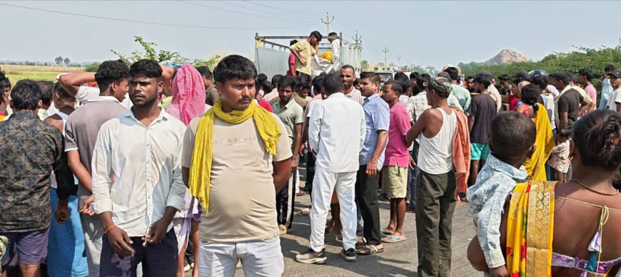 NH-82 वजीरगंज में सड़क दुर्घटना में बाइक सवार एक युवक का मौत, दूसरा गंभीर घायल, सड़क जाम से आवागमन बाधित