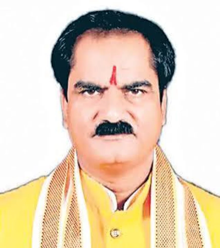 दरभंगा में सांसद गोपाल जी ठाकुर ने किया मतदान, एनडीए प्रत्याशियों की जीत का दावा; सुबह से बूथों पर लगी मतदाताओं की कतार