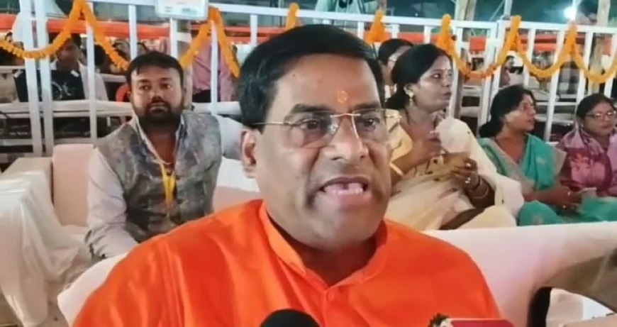 पटना सिटी में कौमुदी महोत्सव-2026 का आयोजन, देवी गीतों से भक्तिमय हुआ माहौल; प्रतिभाओं को मिला सम्मान