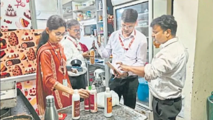 रांची में खाद्य सुरक्षा विभाग की बड़ी कार्रवाई, 2 दुकानों से 50 किलो अमानक पनीर जब्त; दीपावली-छठ को लेकर जांच तेज