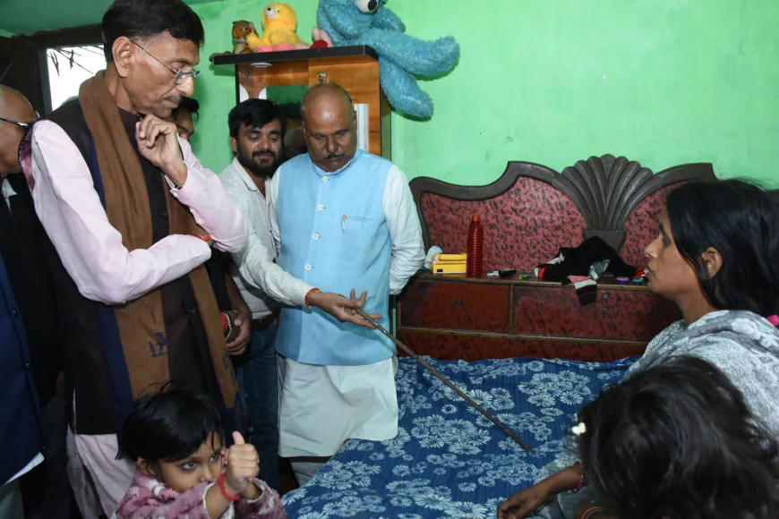 रांची में डकैती से दहशत: पीड़ित परिवार से मिले केंद्रीय रक्षा राज्यमंत्री संजय सेठ, समरी लाल ने दिया मदद का भरोसा
