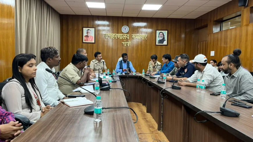 रांची में राजस्व कर्मचारियों पर डीसी सख्त, दलाल-बिचौलियों पर लगेगी रोक; लापरवाही पर कार्रवाई