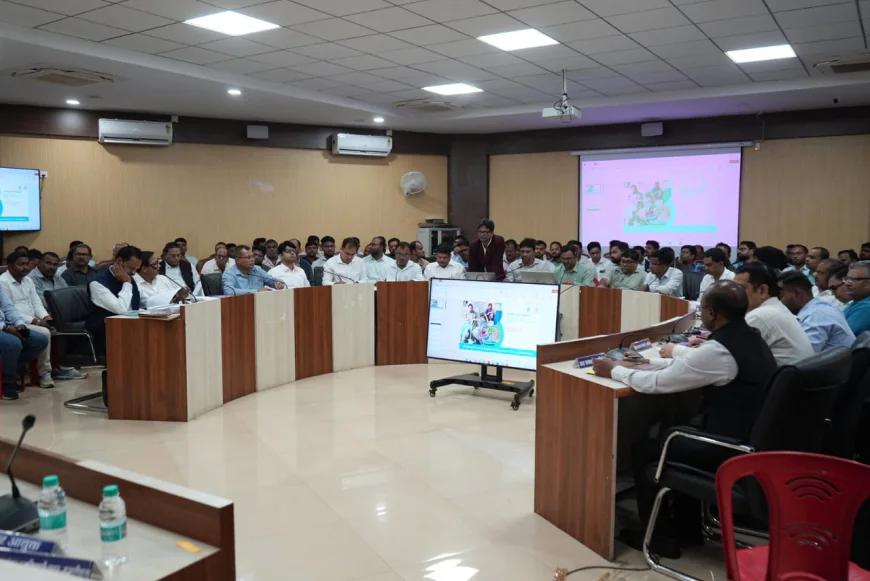 जल जीवन मिशन में लापरवाही पर सख्त हुए मंत्री योगेंद्र प्रसाद, संवेदकों और अधिकारियों की तय होगी जवाबदेही